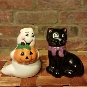 Cat & Ghost David's Cookies Salt & Pepper Set
